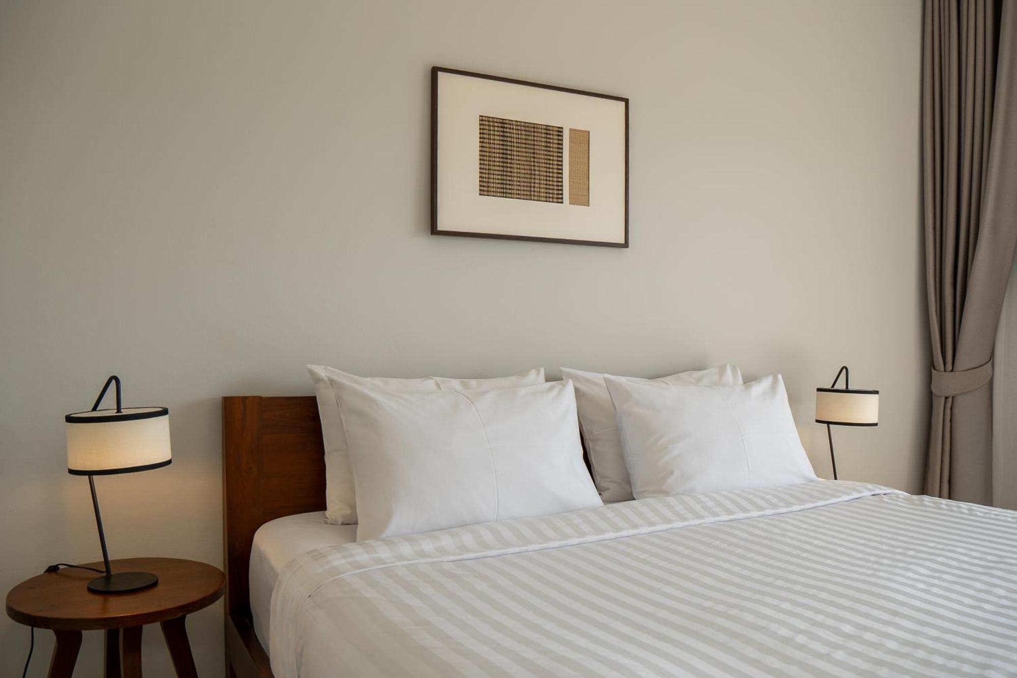 Ploen Pirom Hotel Bangkok Bagian luar foto